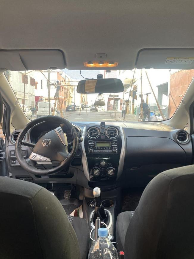 Nissan note E12 modele 2016 diesel 6 CV