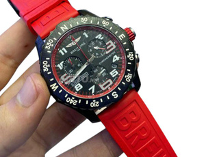 BREITLING ENDURANCE HOMMES 