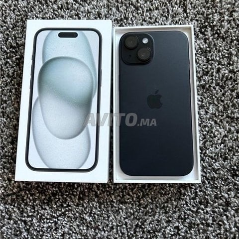iphone 15 comme neuf avec la boîte 