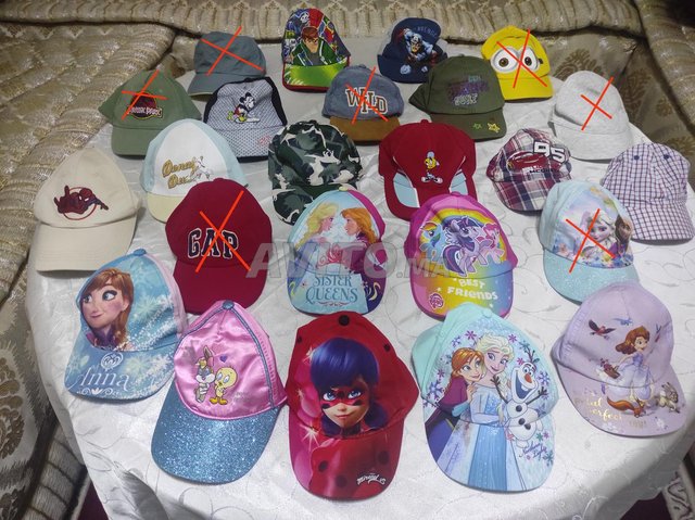 Casquettes pour les filles divers tailles 