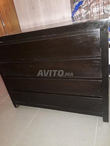 commode noire 