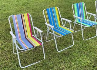 كراسي مريحة وجميلة. 