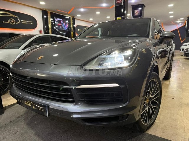 PORSCHE CAYENNE COUPE