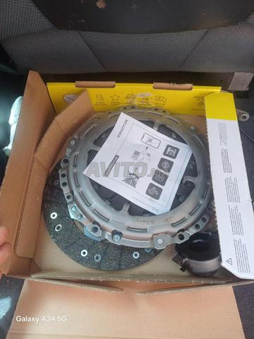 nkit de embrayage de fiat ulysse  c8 et peugeot 