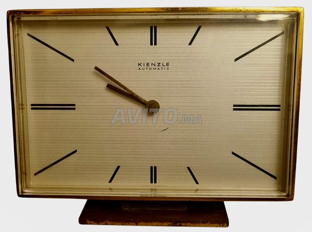 Horloge de table vintage par Heinrich Möller 