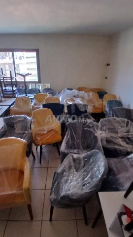 Chaises et Tables pour Café 