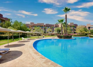 شقة بريستيجيا غرفتي نوم مع شرفة مشمسة