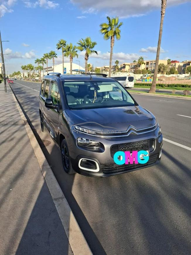 Citroën Berlingo Diesel Manuelle 2022 à Casablanca