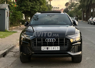 Audi Q8 black night Quattro 2020
