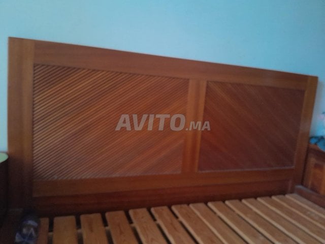 grand. adre lit e commode