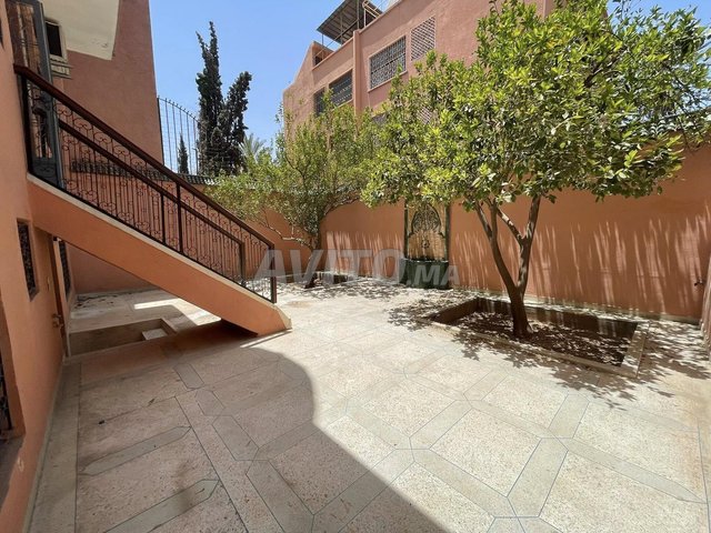 Niveau de villa a louer vide à sidi abbad