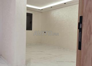 شقة فاخرة للبيع 98 متر 