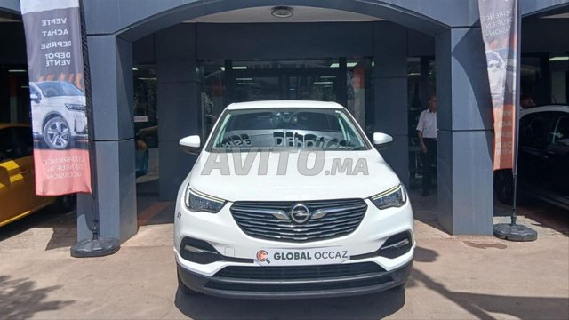 Opel Grandland Diesel Manuelle 2020 à Marrakech
