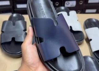 Sandale en cuir naturel