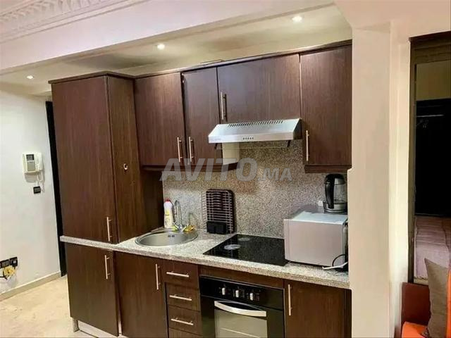 شقة مجهزة جيدًا ليلى في وسط المدينة