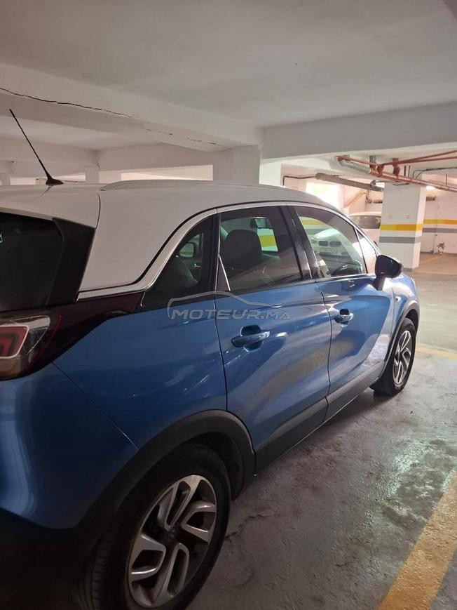 opel crosland 2018 très bon état , 