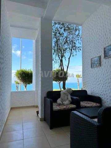 Appartement avec piscine et jardin donnant directement sur la mer - 2