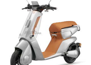 Moto Electric Keren Stardust