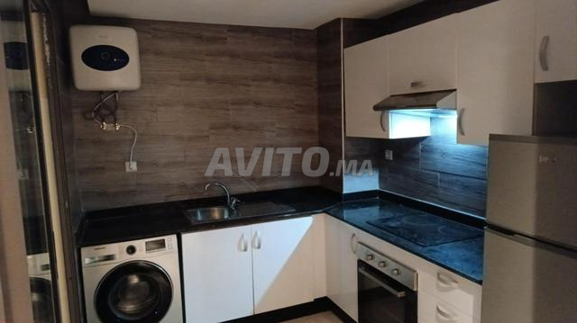 شقة مفروشة مطلة على البحر مع مسبح للكراء اليومي