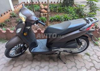 دراجة نارية SYM SYMPHONY S و KYMCO