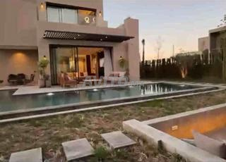 VILLA DE LUXE 400 M² - MEUBLEE - PISCINE