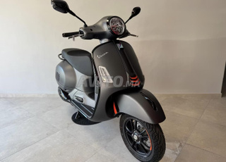 Vespa GTS Super 310 neuve