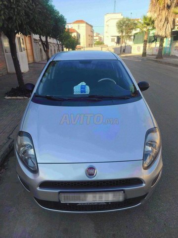 FIAT punto M2015 essence 