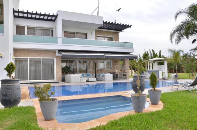 قصر بعشر غرف رئيسية  - 2