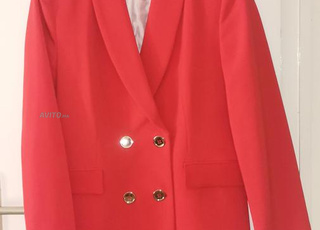 belles vestes taille XL (rouge , noir, bleu)