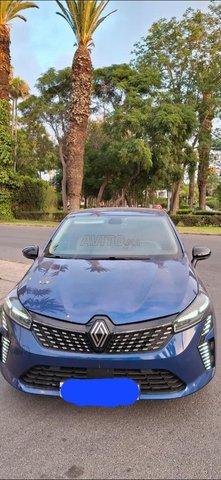 Renault Clio Diesel Manuelle 2024 à Mohammedia