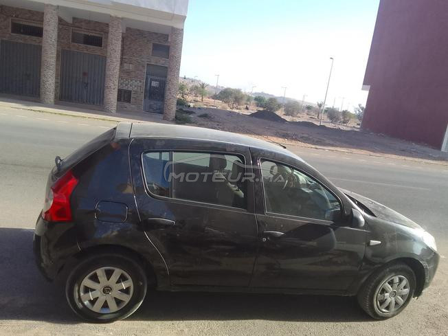 Dacia Sandero Essence Manuelle 2011 à Agadir