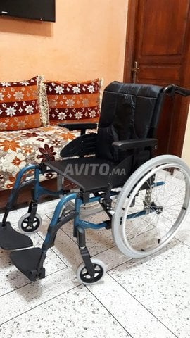 chaise roulante en très très bon état