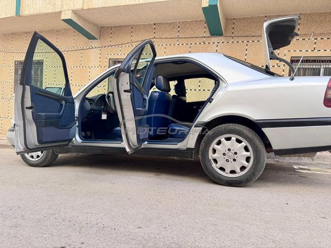 Mercedes-Benz C220 Diesel Manuelle 1998 à Tétouan