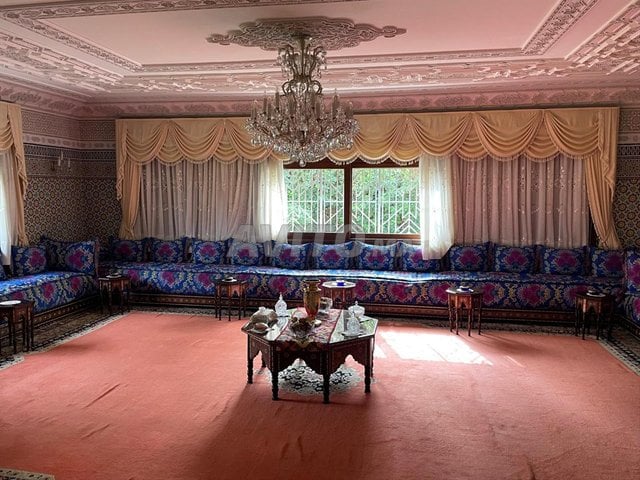 Salon à vendre