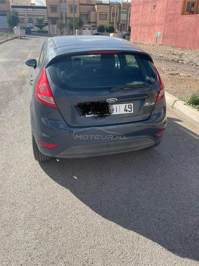 Ford Fiesta Essence Manuelle 2011 à Oujda