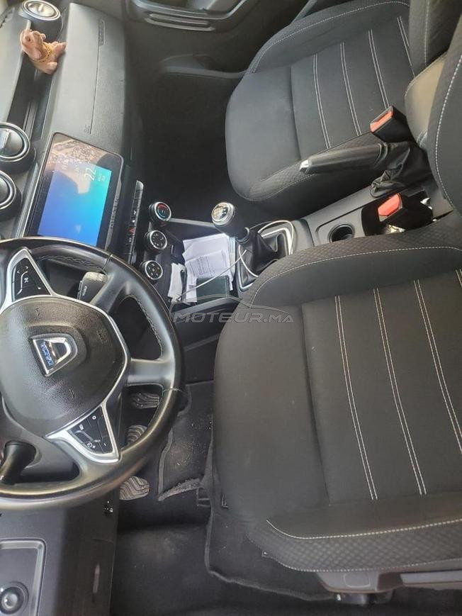 dacia duster  2022 3amra 100 000 km 