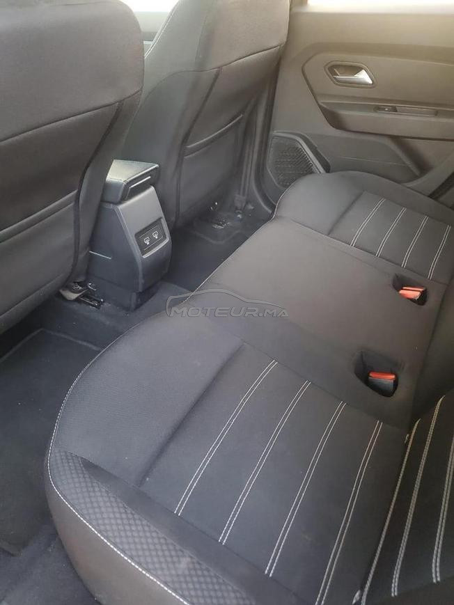 dacia duster  2022 3amra 100 000 km 