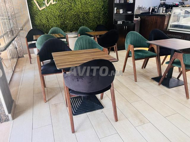 Les chaises de cafés