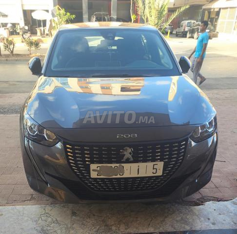 Peugeot 208 Diesel Manuelle 2023 à Temara