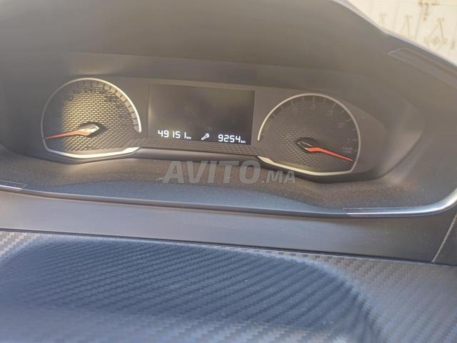 Peugeot 208 Diesel Manuelle 2023 à Temara - 2