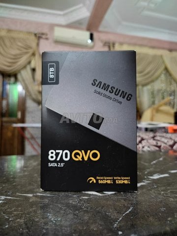 Disque dur Samsung 870 QVO SATA III 2.5 SSD 8 TB