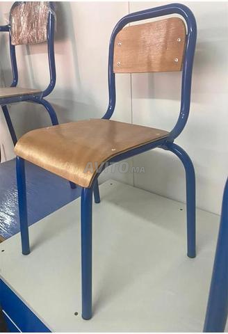 table scolaire et chaise en tissu  tableau 