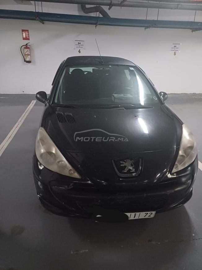 Peugeot 206 Essence Manuelle 2010 à Casablanca