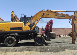 HYUNDAI R 200W -7A