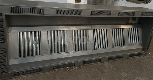 Hotte professionnelle en inox – Pour cuisine pro