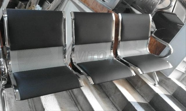 les banquette en similicuire avec 3 place