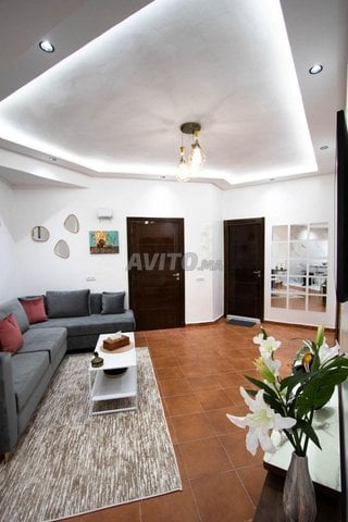 Appartement 58 meuble avec pisince a gueliz