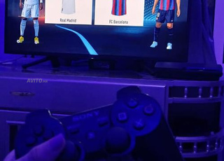 PS3 Très bon Etat (2 Manettes)