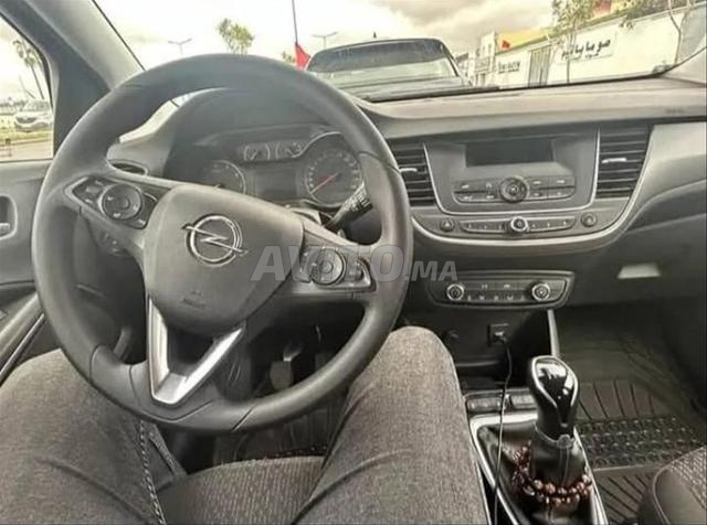 Opel Crossland Diesel Manuelle 2021 à Casablanca - 2
