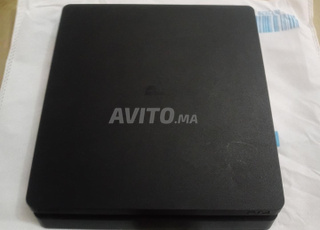 بلايستيشن 4  للبيع